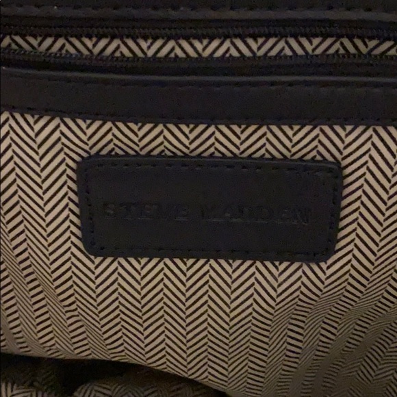 Purse - Picture 4 of 7